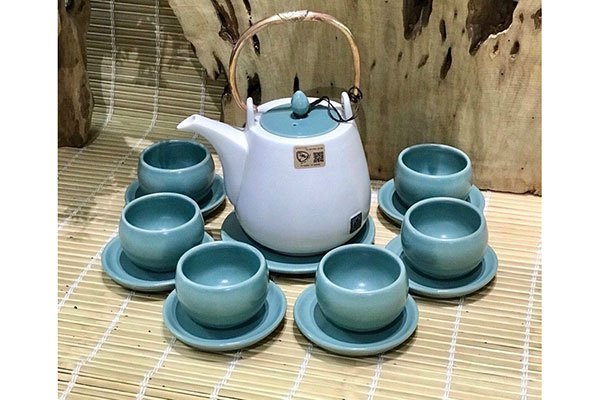 Bộ ấm chén men xanh